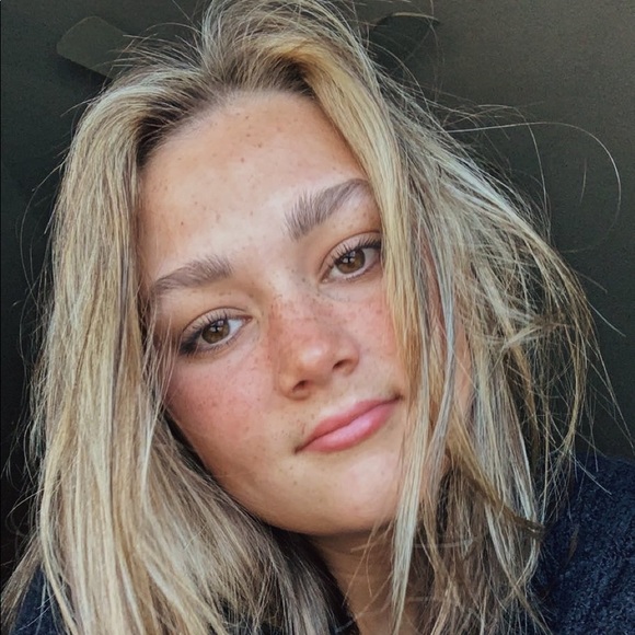 Meet your Posher, Casey - Picture 1 of 1